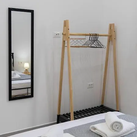 Nikolias Dream House *