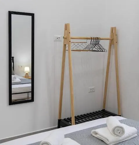 Nikolias Dream House *