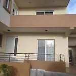 Nikolias Dream House *